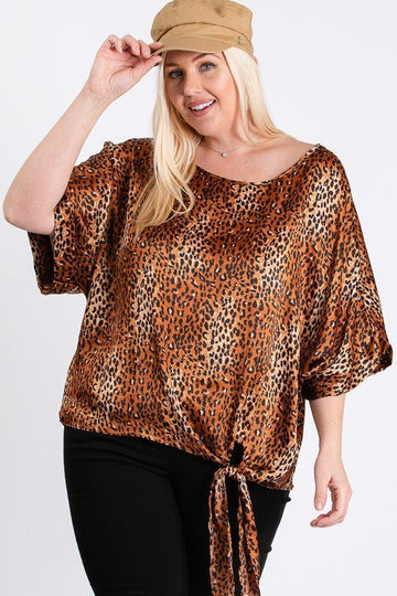 Curvy Collection Leopard Side Knot Tee